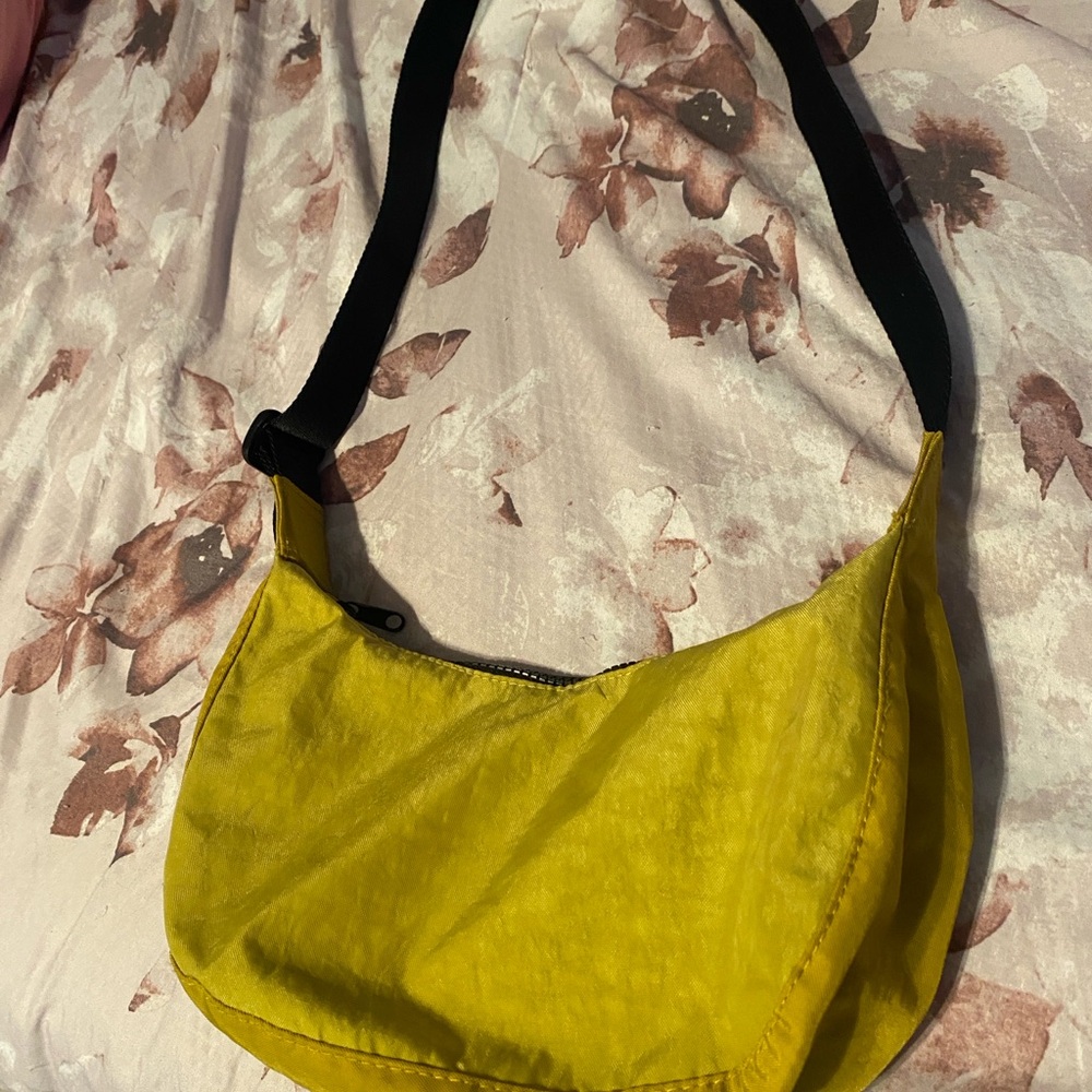 BAGGU Yellow Crossbody Bag